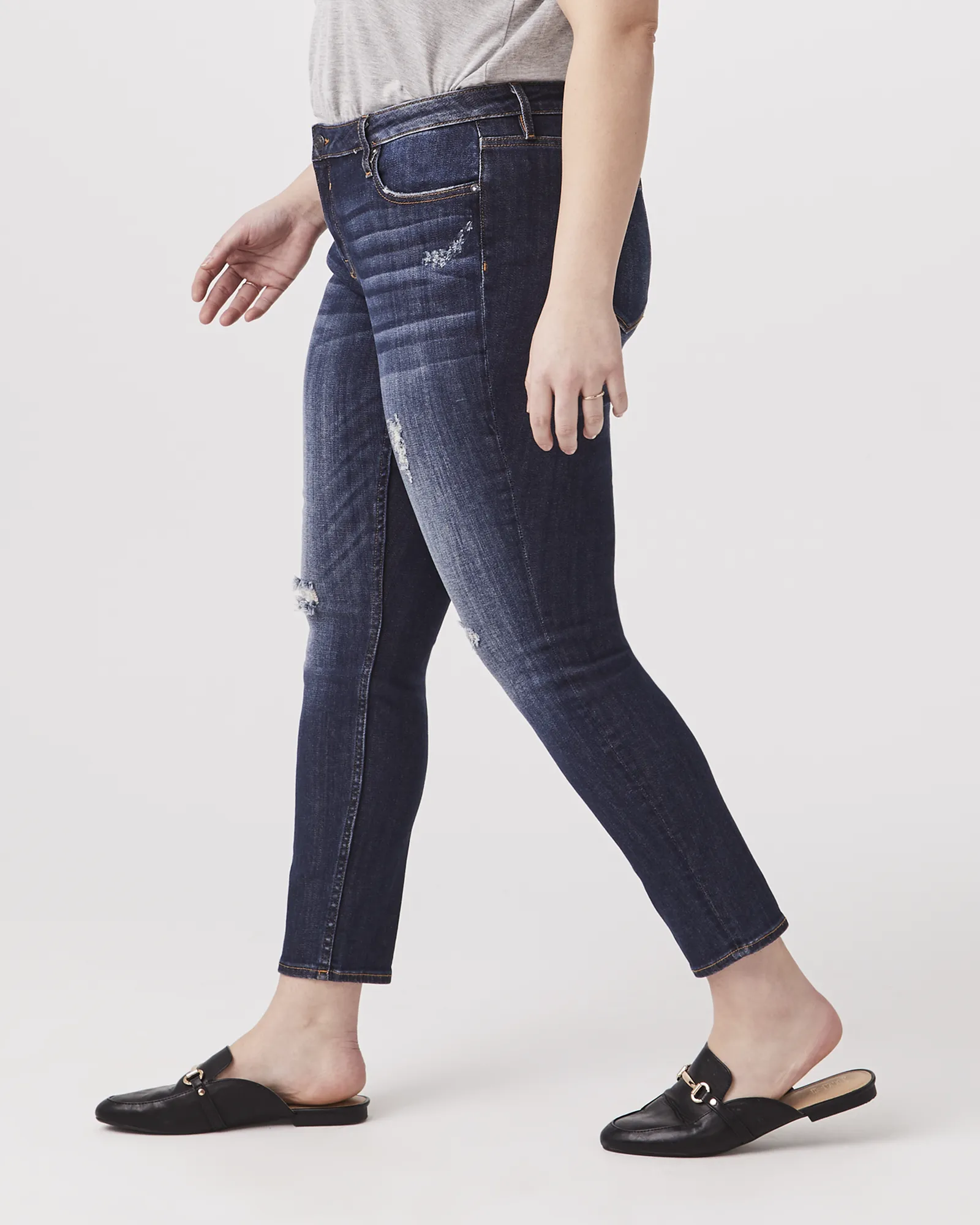 Ainslie Destructed Skinny Jean | Dark Wash