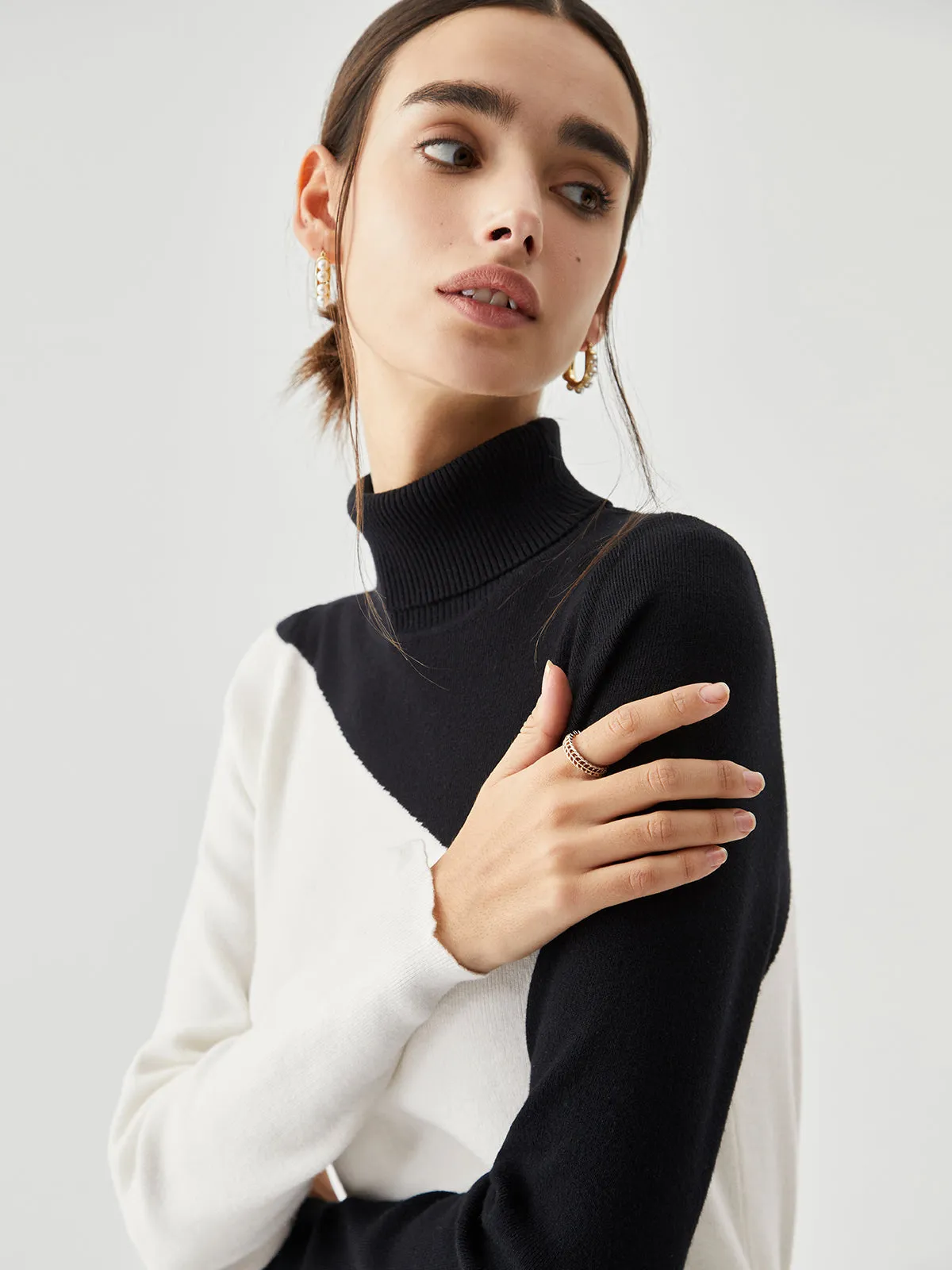 Asymmetric Patchwork Long Sleeve Modern Mock Neck Knit Top