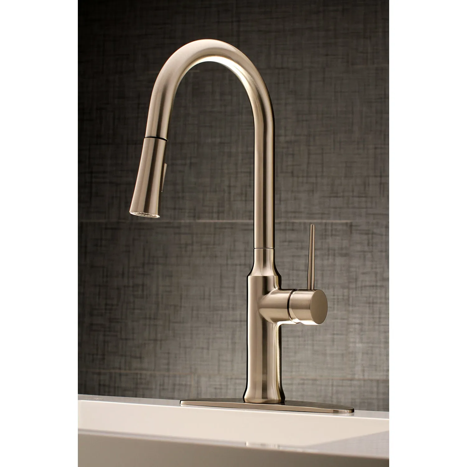 Gourmetier LS2721NYL Single-Handle Pull-Down Kitchen Faucet