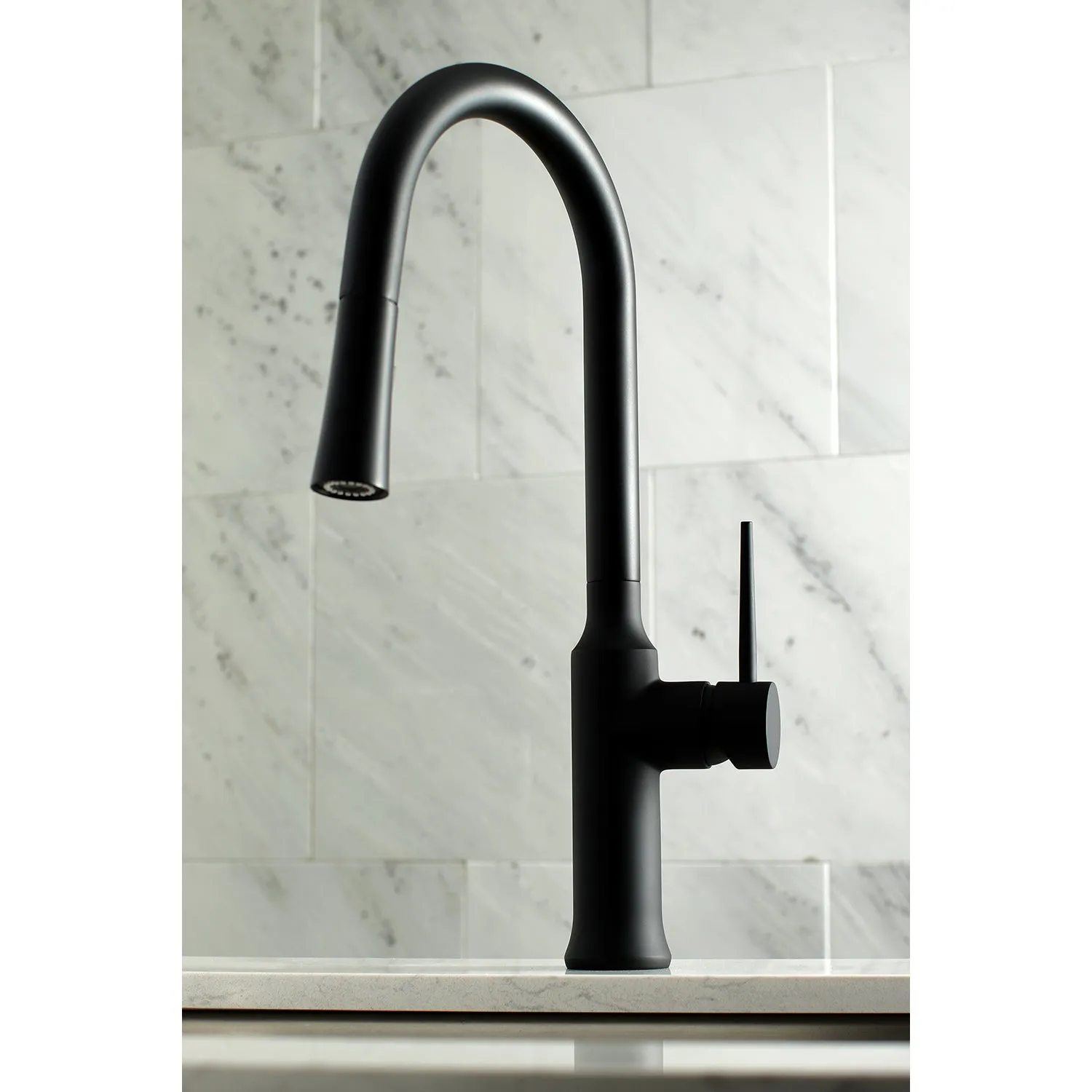 Gourmetier LS2721NYL Single-Handle Pull-Down Kitchen Faucet