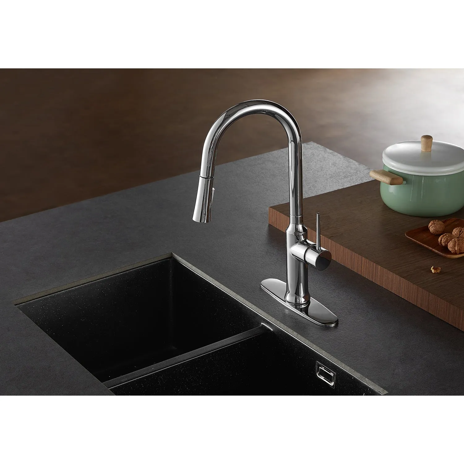 Gourmetier LS2721NYL Single-Handle Pull-Down Kitchen Faucet