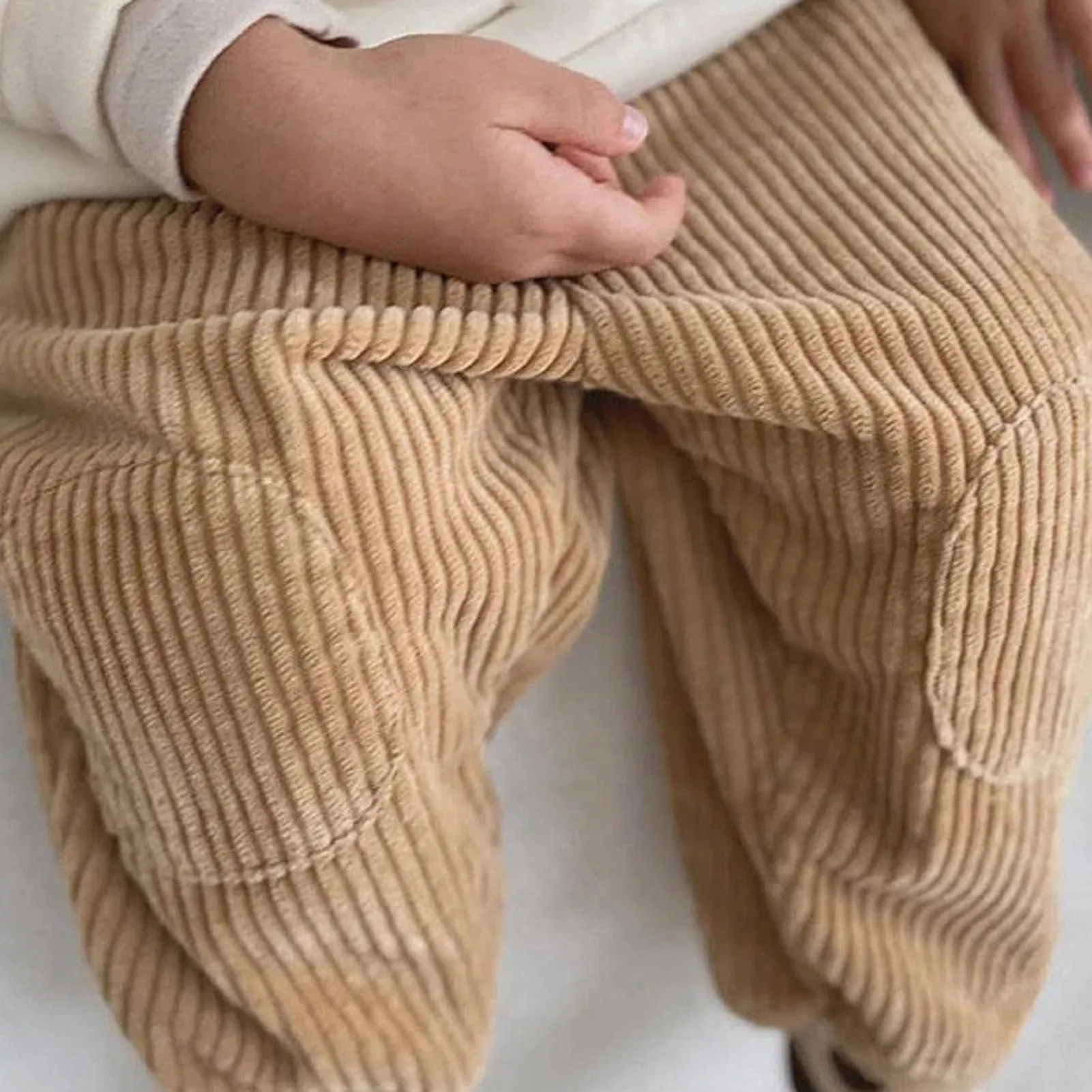 Kindly the label / Common Good Pants - camel / 2, 3, 4, 5Y