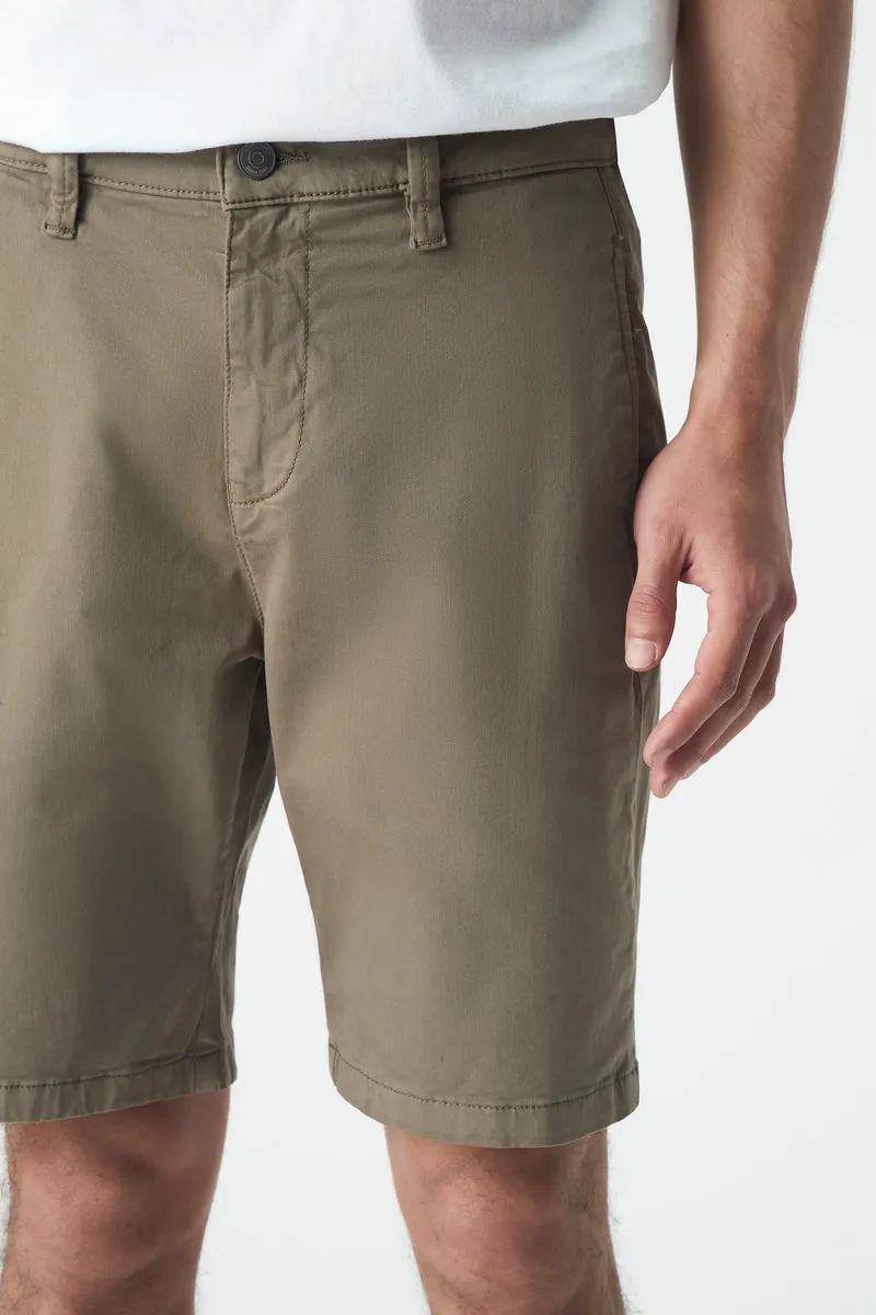 Simon Shorts in Sage Twill