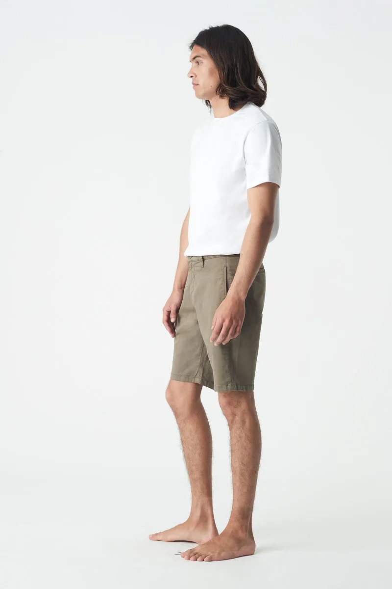 Simon Shorts in Sage Twill