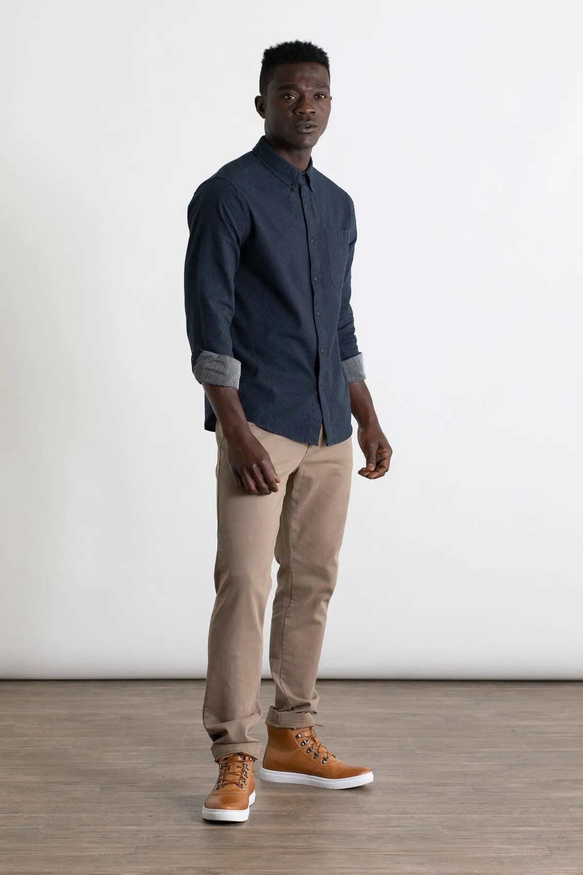 Sutton Slim Shirt / Navy Dobby