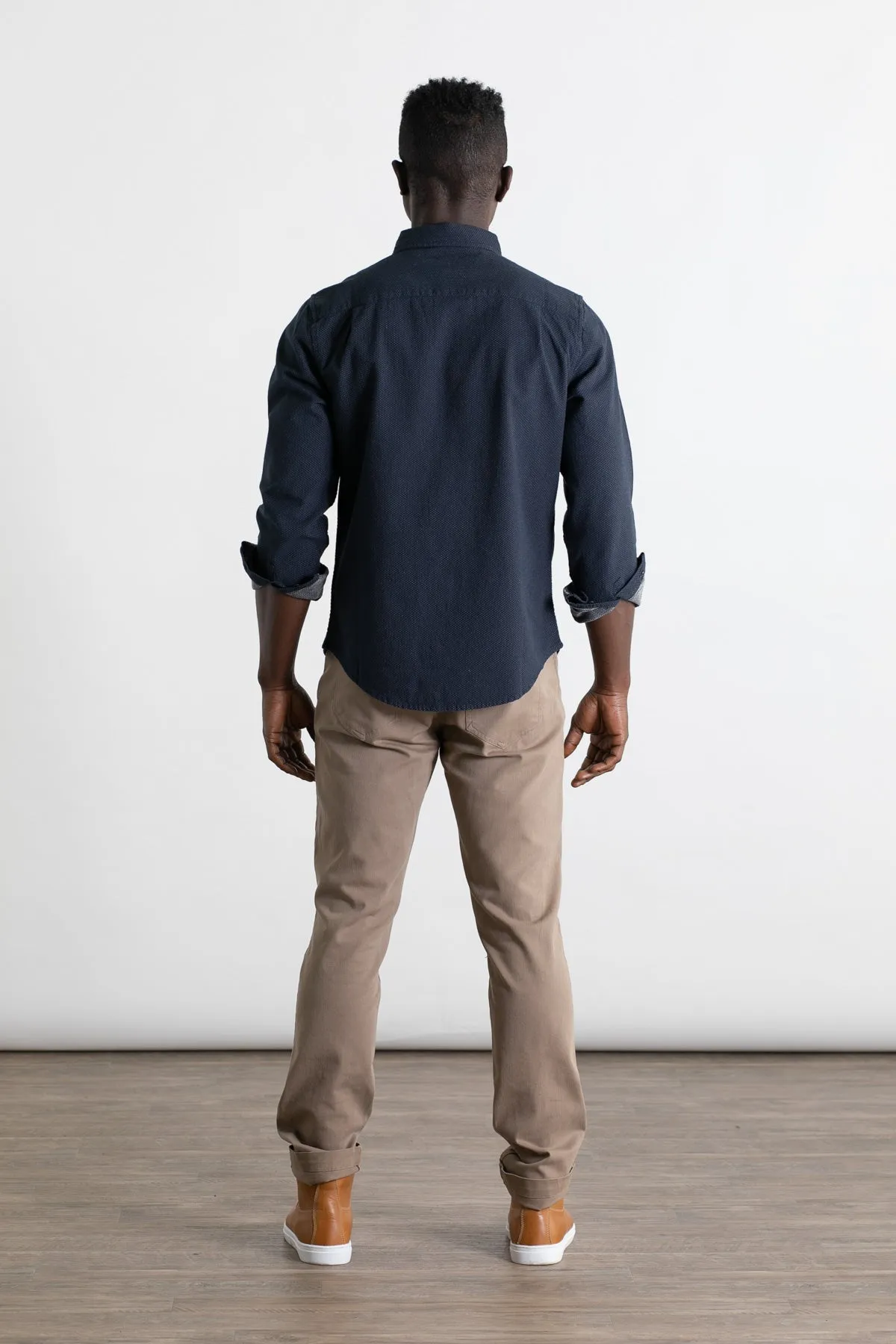 Sutton Slim Shirt / Navy Dobby