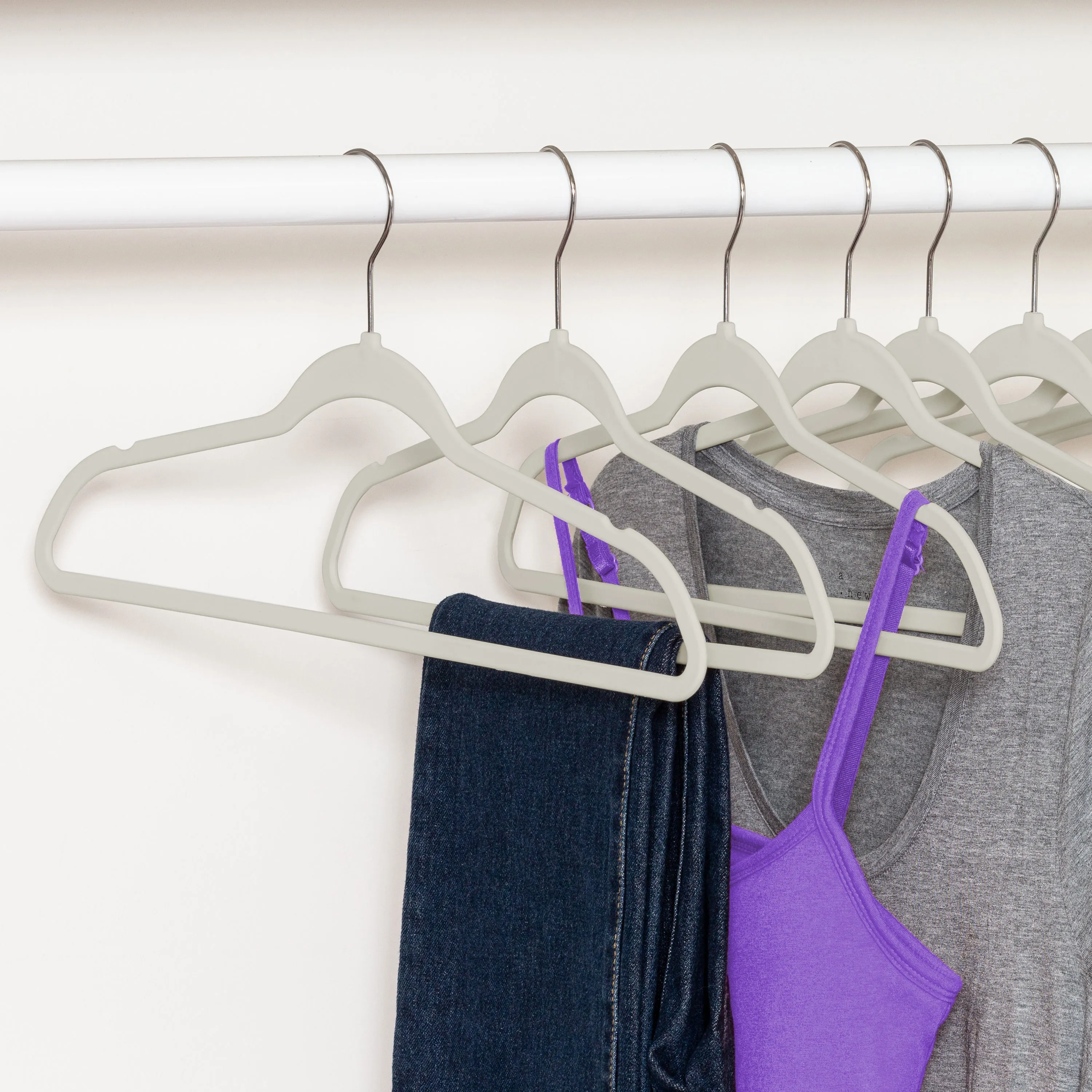 Warm Gray Slim-Profile Non-Slip Velvet Hangers (25-Pack)